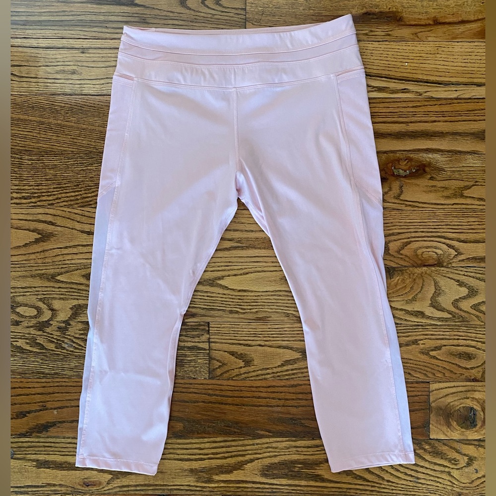 Lorna Jane 7/8 Ultra Hold Booty Leggings - Size L